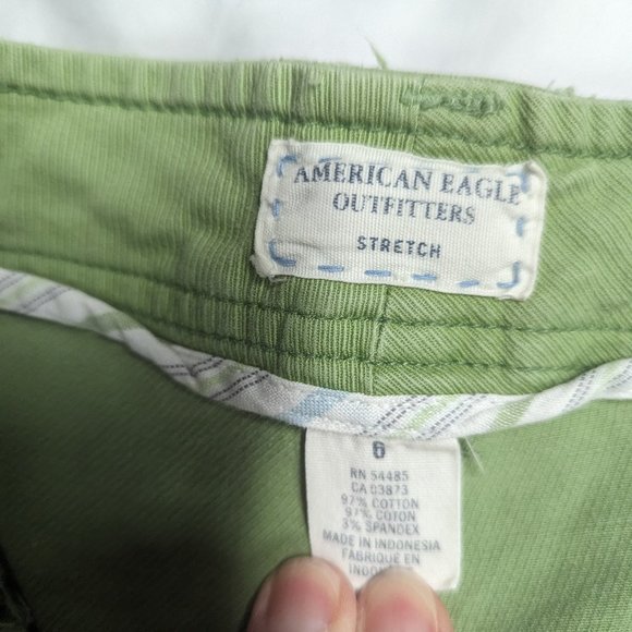 American Eagle Capri Green Denim Size 6 - Picture 4 of 9
